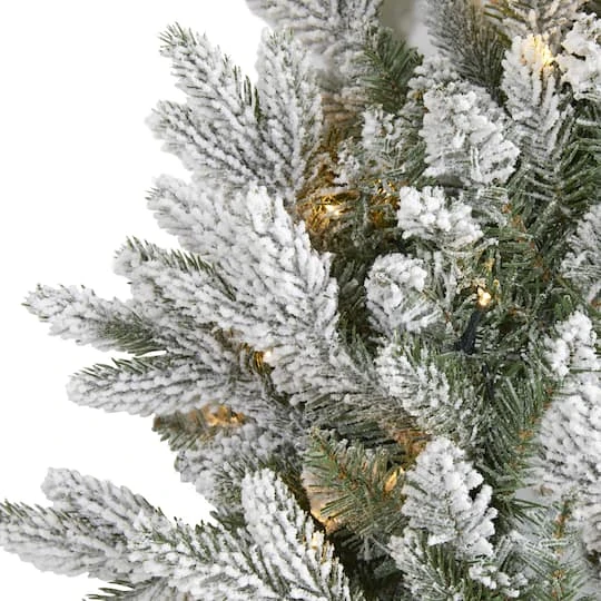 24" LED Flocked Artificial Christmas Wreath 5 24" LED Flocked Artificial Christmas Wreath - Image 3