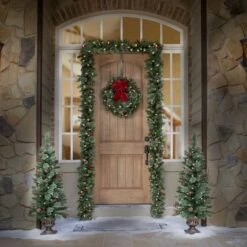 Haute Décor 9ft. Pre-Lit LED Classic Garland -Michaels X-Mas Decor D330227S 2