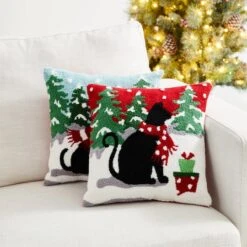 Glitzhome® Hooked Christmas Dog & Cat Throw Pillow Set -Michaels X-Mas Decor D479539S 3