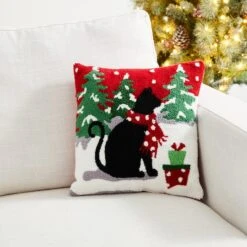 Glitzhome® Hooked Christmas Cat Throw Pillow -Michaels X-Mas Decor D479540S 3