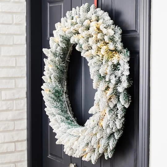 Glitzhome® 36" Pre-Lit Snow Flocked Christmas Wreath, Warm White Lights 6 Glitzhome® 36" Pre-Lit Snow Flocked Christmas Wreath, Warm White Lights - Image 4