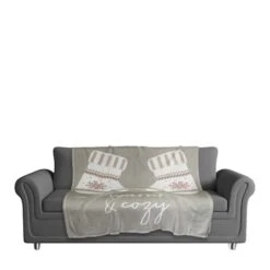 Warm And Cozy Mittens 50x60 Coral Fleece Blanket -Michaels X-Mas Decor D518501S 3