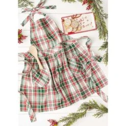 DII® Yuletide Plaid Apron 21 DII® Yuletide Plaid Apron -Michaels X-Mas Decor D539839S 9