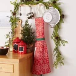 DII® Joyful Snowflakes Jacquard Collection Apron 19 DII® Joyful Snowflakes Jacquard Collection Apron -Michaels X-Mas Decor D539846S 7