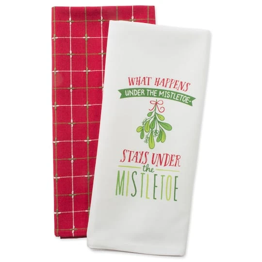 DII® Under The Mistletoe Holiday Dishtowel Set 8 DII® Under The Mistletoe Holiday Dishtowel Set - Image 6