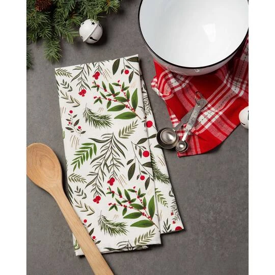 DII® Boughs Of Holly Dishtowel Set 9 DII® Boughs Of Holly Dishtowel Set - Image 7