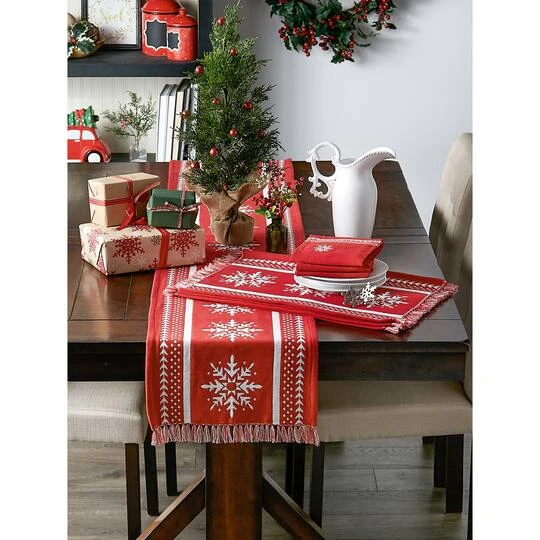 DII® Nordic Snowflake Stripe Jacquard Placemats, 4ct. 13 DII® Nordic Snowflake Stripe Jacquard Placemats, 4ct. - Image 11