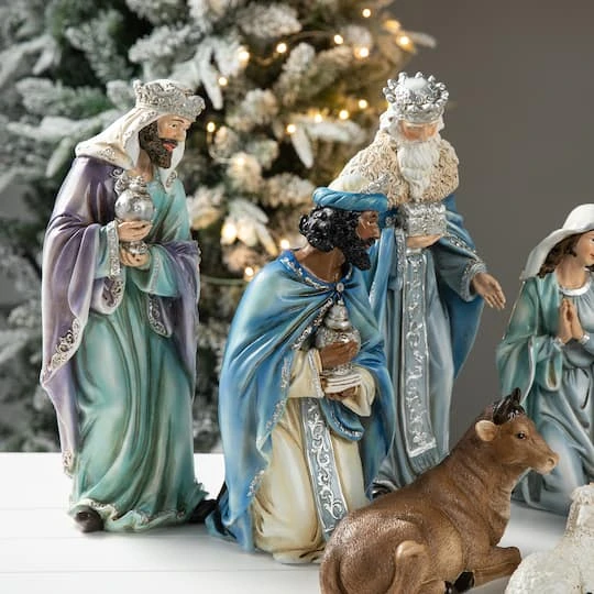 Glitzhome® Oversized Deluxe Blue Resin Nativity Figurine Set 6 Glitzhome® Oversized Deluxe Blue Resin Nativity Figurine Set - Image 4