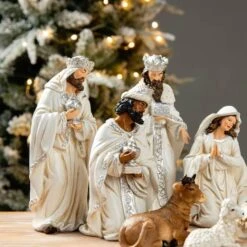 Glitzhome® Ivory Resin Nativity Figurine Set -Michaels X-Mas Decor D652339S 3