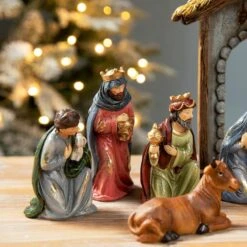 Glitzhome® Multicolor Resin Nativity Figurine Set -Michaels X-Mas Decor D652340S 3