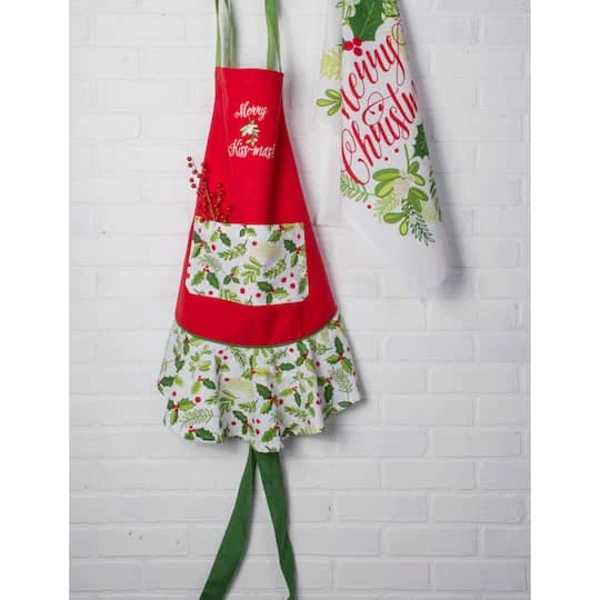 DII® Merry Kissmas Ruffle Apron 6 DII® Merry Kissmas Ruffle Apron - Image 4